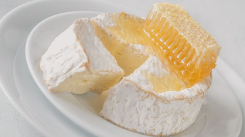 10 Delicious Ways to Use Honeycomb - Ames Farm Single Source Honey