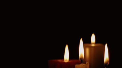 The Best Beeswax Candles - Ames Farm Single Source Honey